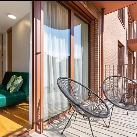 Zwirn Stylish With Parking * Μπρατισλάβα