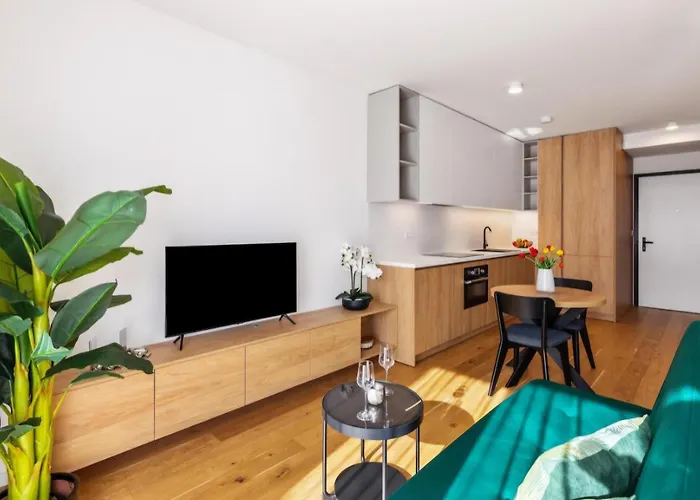 Zwirn Stylish With Parking Bratislava